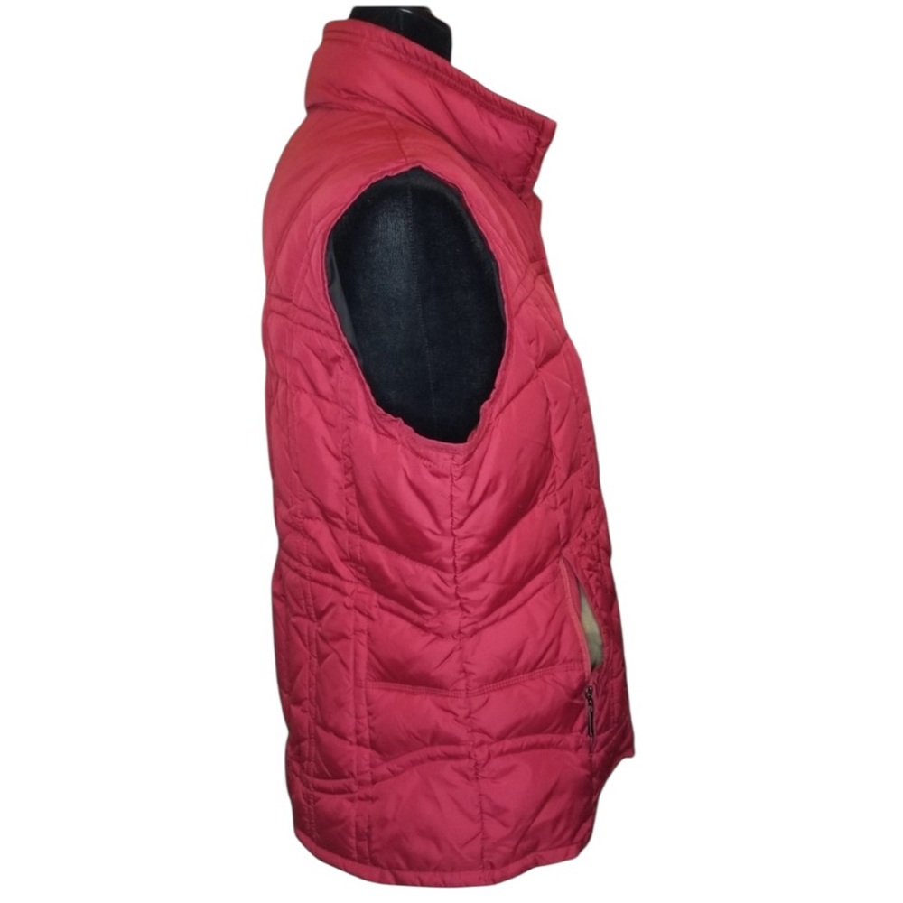 Woolrich Quilted Raspberry Vest - Size Medium - Picture 3 of 7